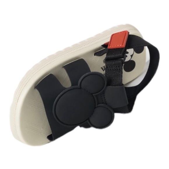 NWT ZARA MICKEY. MOUSE SANDALS - Picture 5 of 5